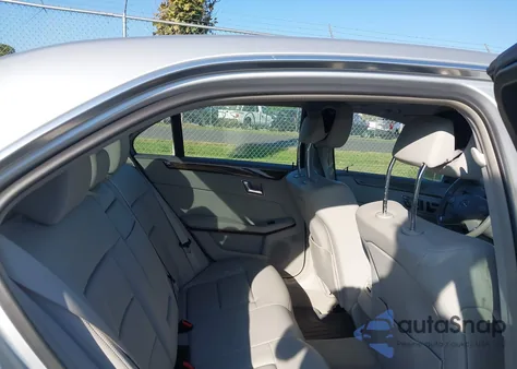 2010 Mercedes-Benz E 350 4Matic from USA, damaged, VIN WDDHF8HBXAA155551